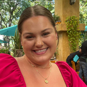 Meet your Posher, Mia